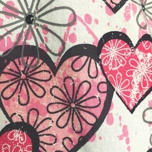 Scrub top Hearts & Floral pattern (see details)